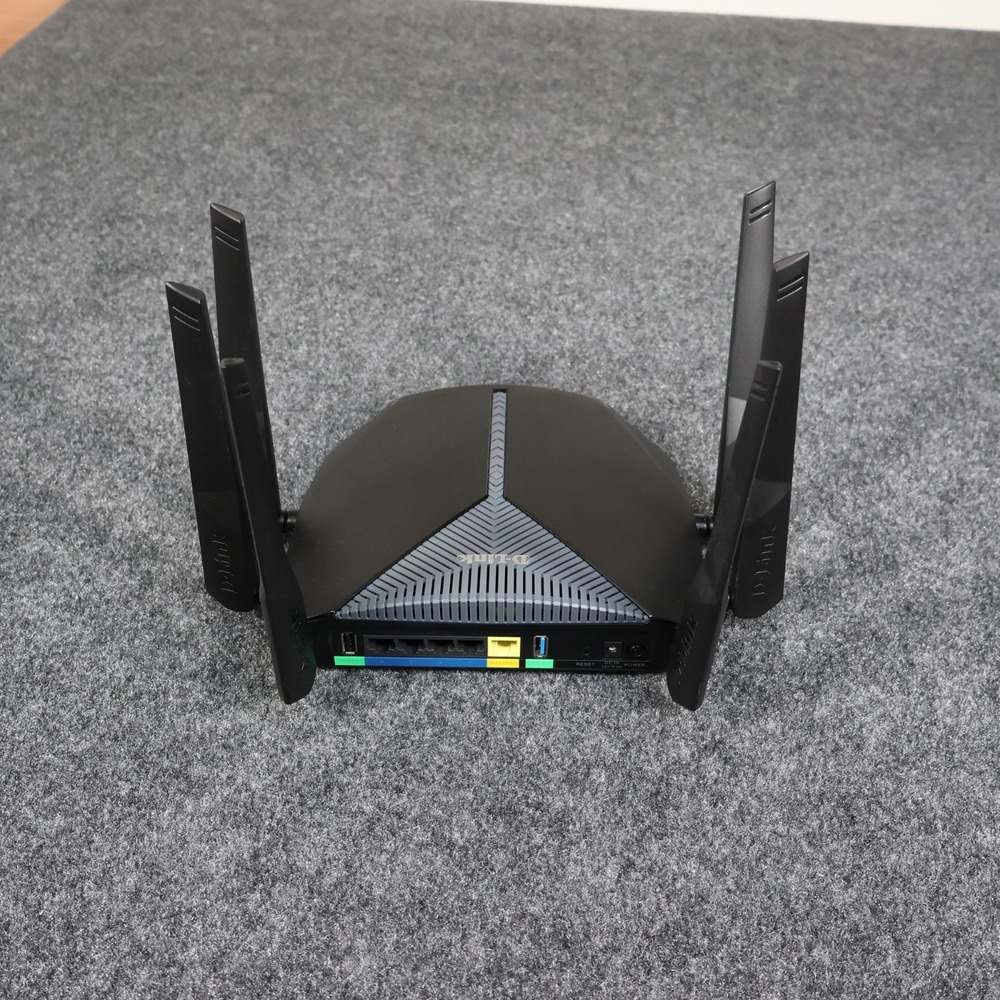 D Link DIR-3040 WiFi Router - Picture 2 of 5